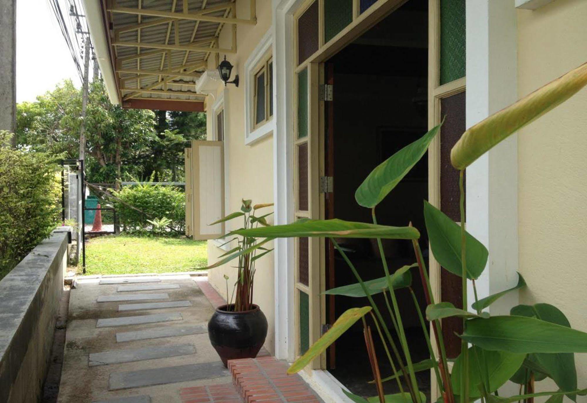 Maikhao Boutique Hostel Phuket Exterior foto